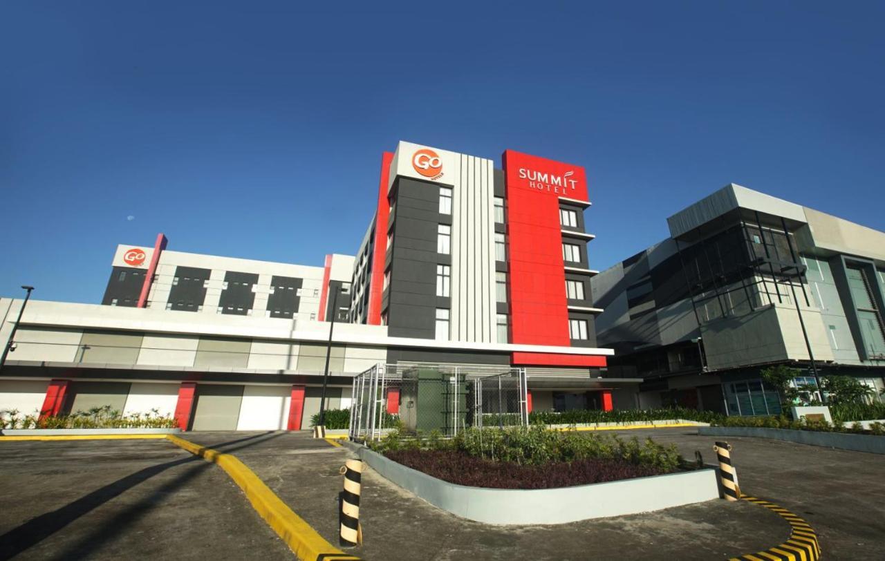 Go Hotels Plus Naga Exteriér fotografie